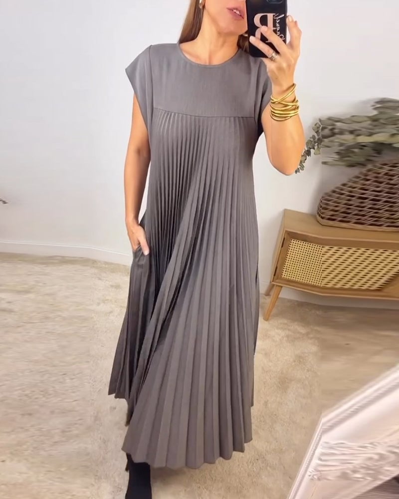 Sophia - Elegant Spliced Pleated Maxi Dress - Ferlora