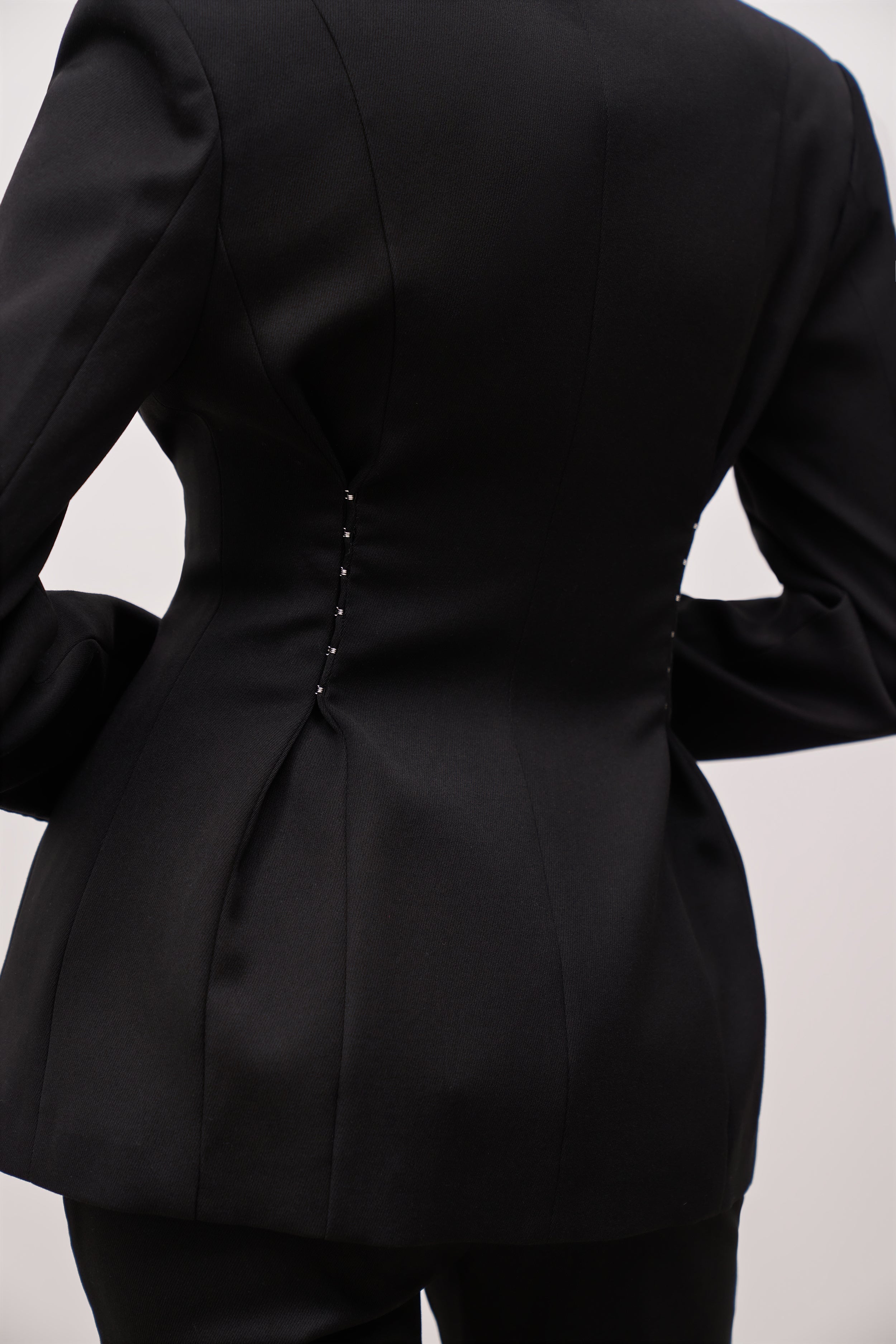 Hook & Eye Hourglass Blazer - Black - Ferlora