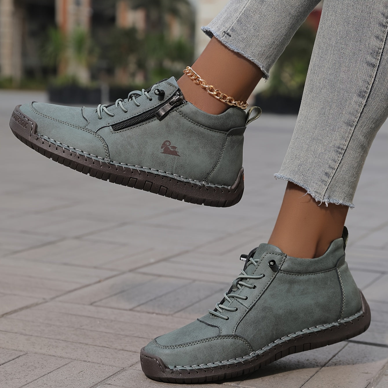 Maia™ – Comfort Sneakers for Pain-Free Freedom