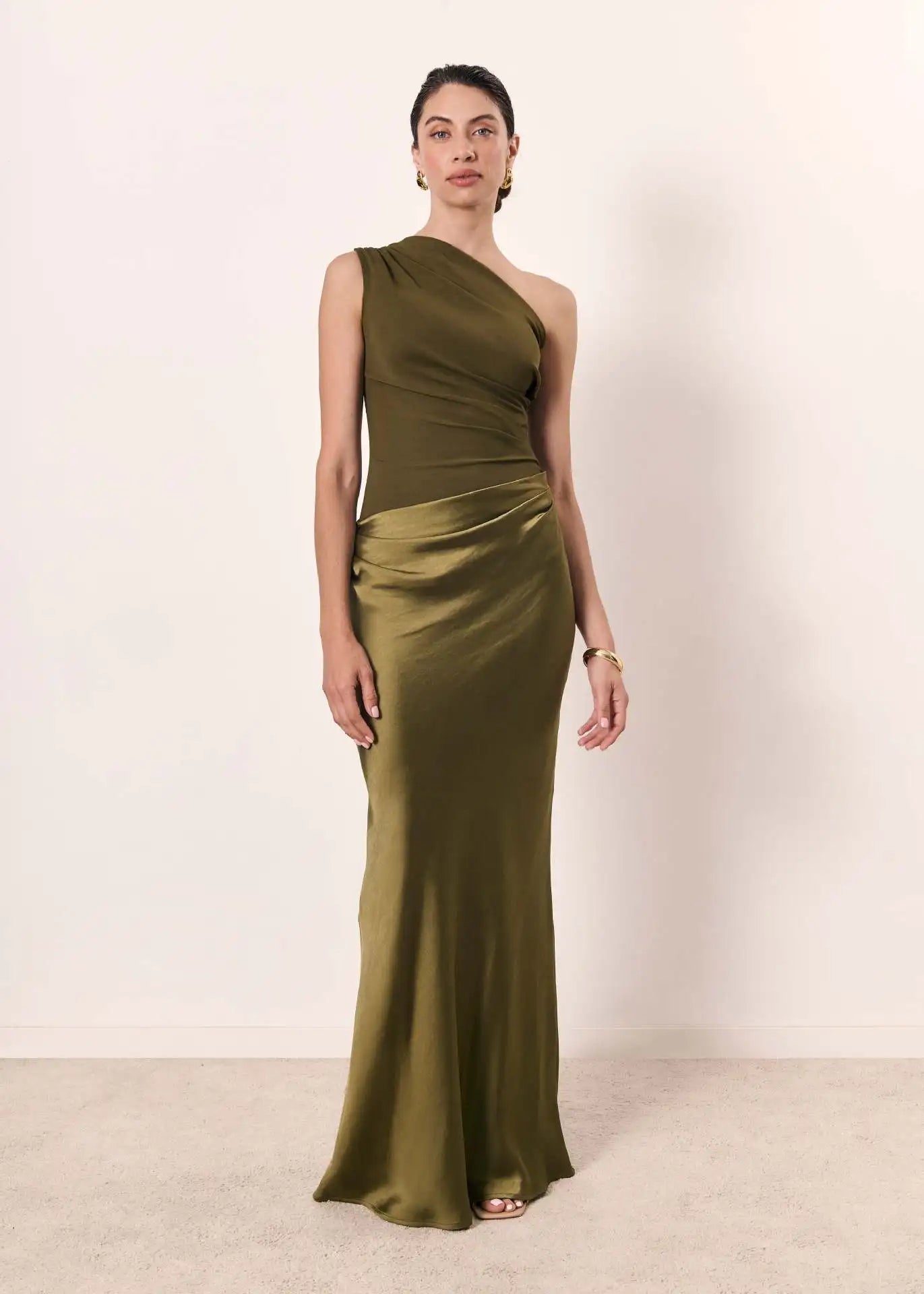 Brooklynn™ – One-Shoulder Dress for Timeless Elegance