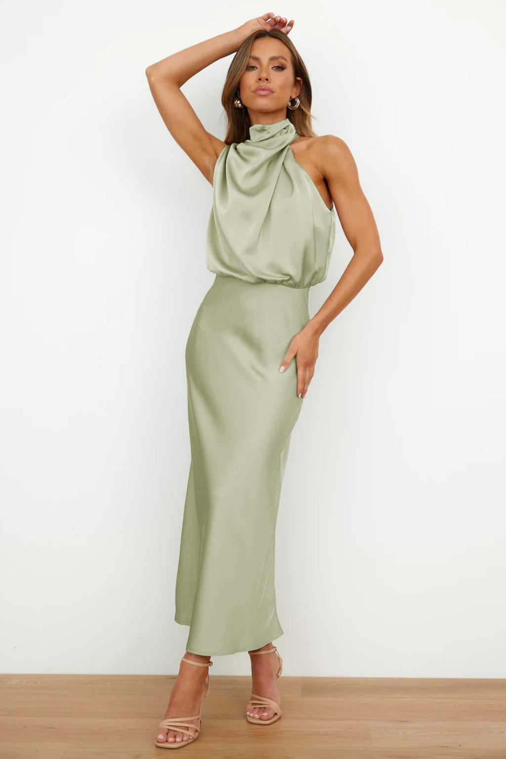 Carlina | Long Satin Dress with Halter Neck - Ferlora