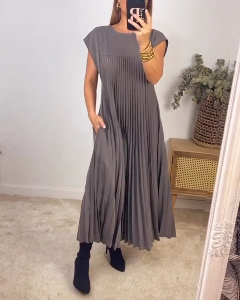 Sophia - Elegant Spliced Pleated Maxi Dress - Ferlora