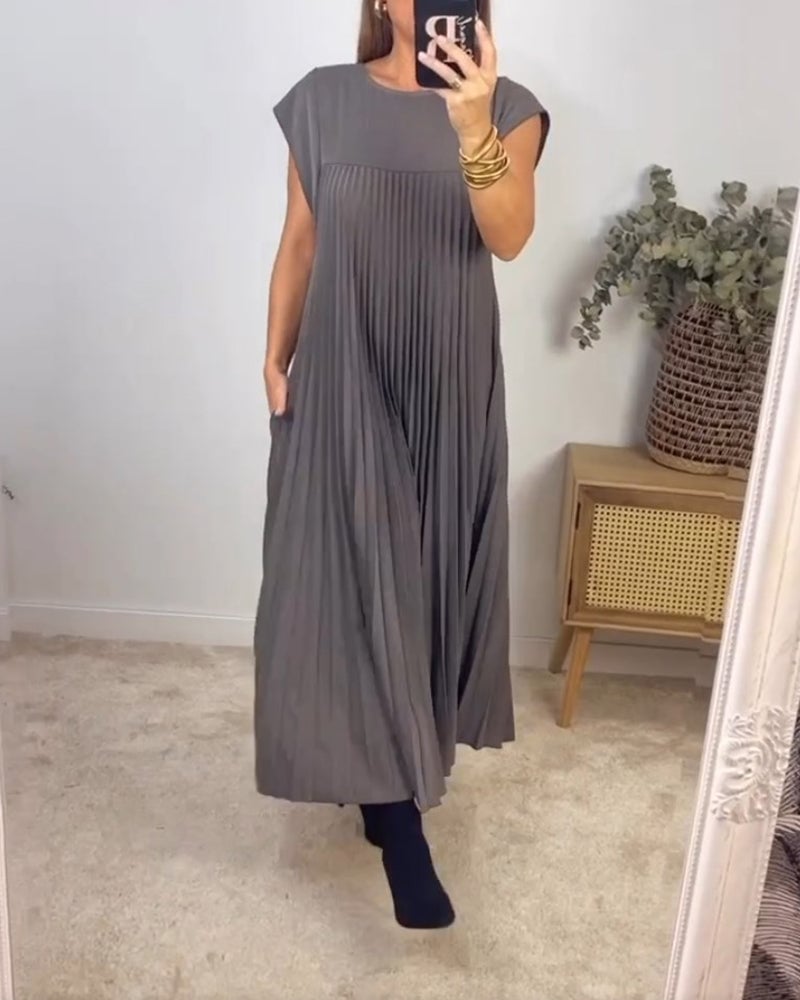 Sophia - Elegant Spliced Pleated Maxi Dress - Ferlora