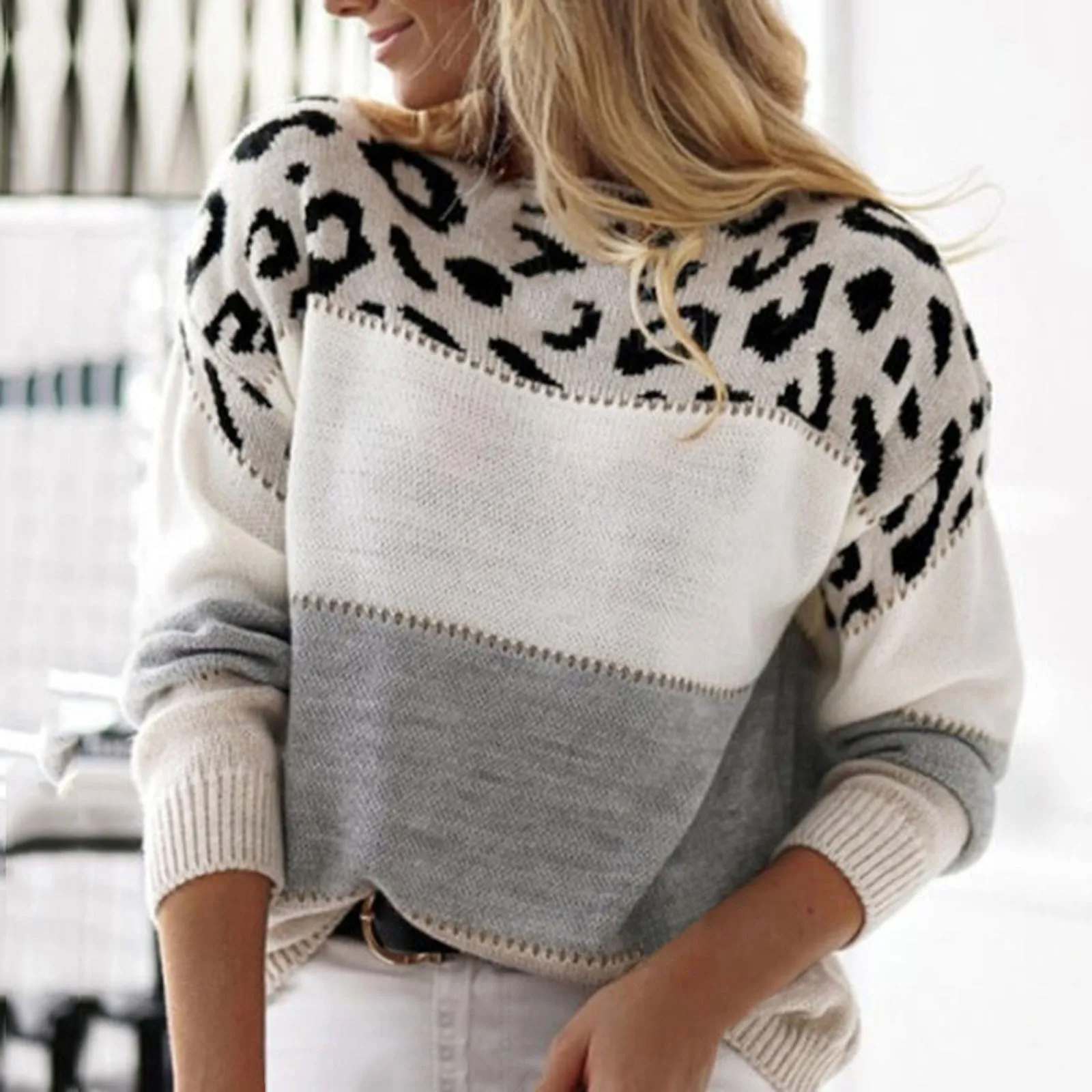 Penelope™ - Styllish Leopard Print Sweater - Ferlora