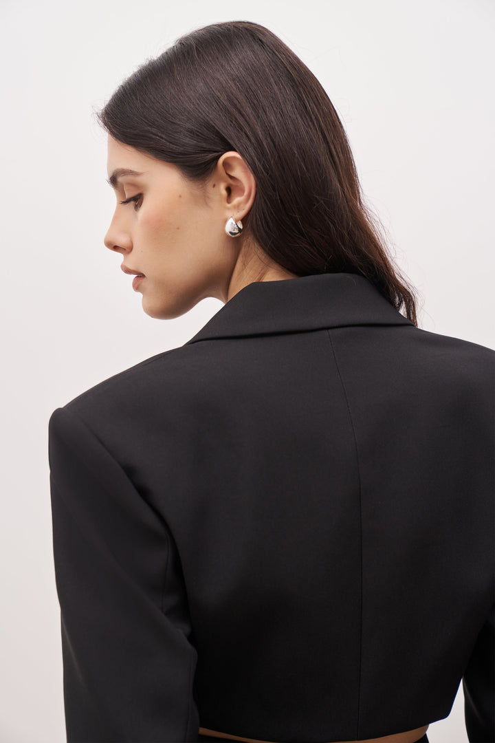 Hook & Eye Cropped Blazer - Black - Ferlora