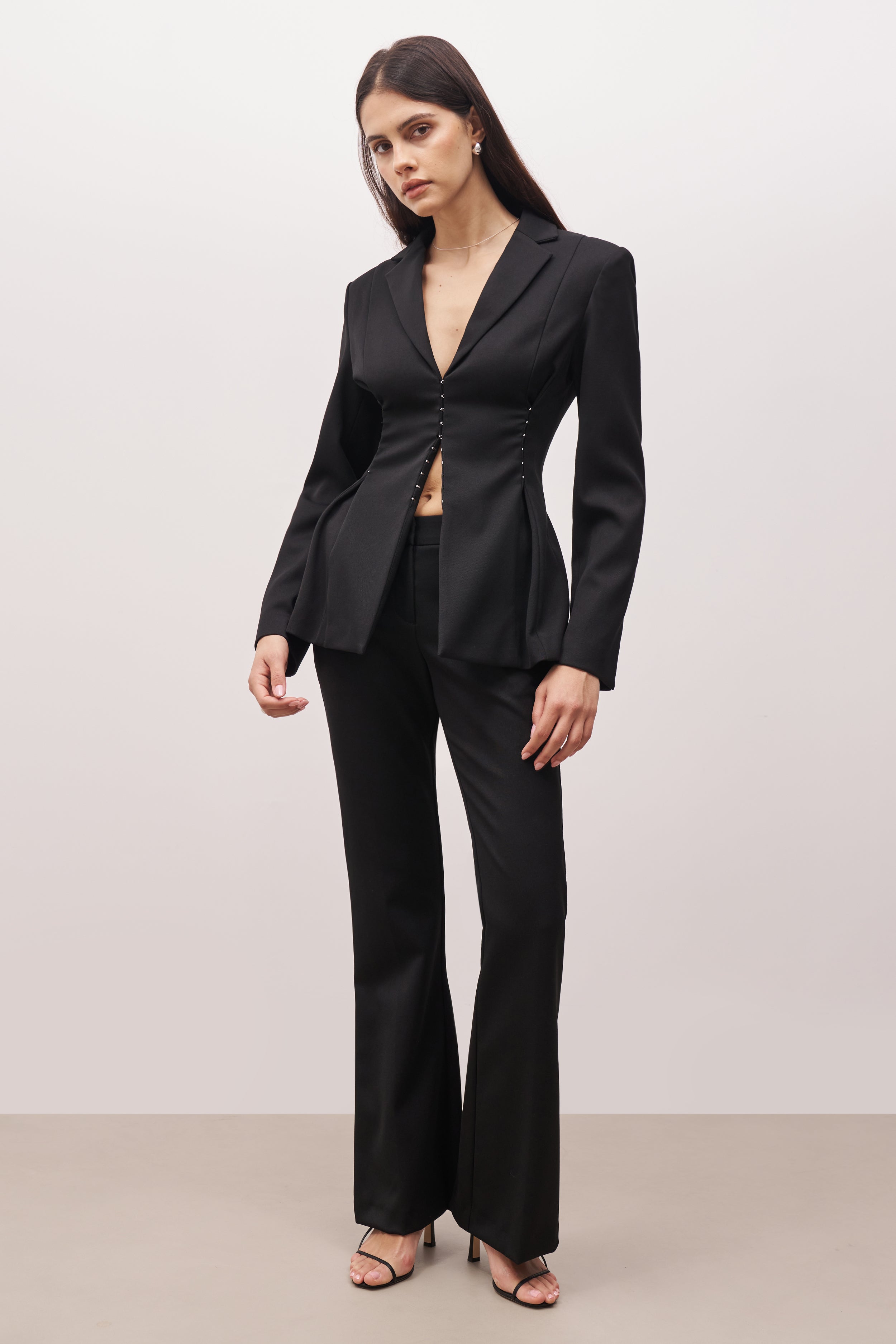 Hook & Eye Hourglass Blazer - Black - Ferlora