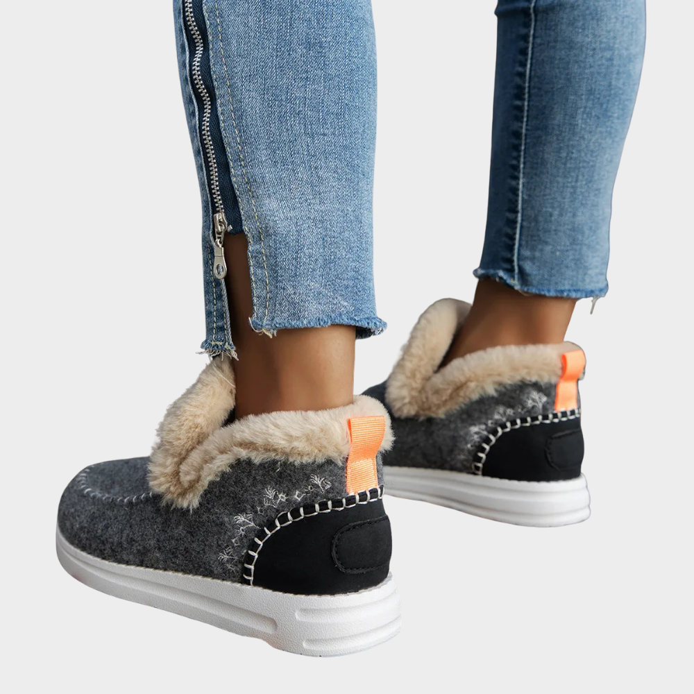 Dakota™ - Cozy Boots