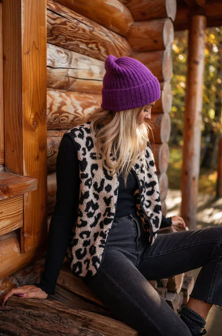 Ferlora™ | Leopard Vest for Bold Everyday Confidence