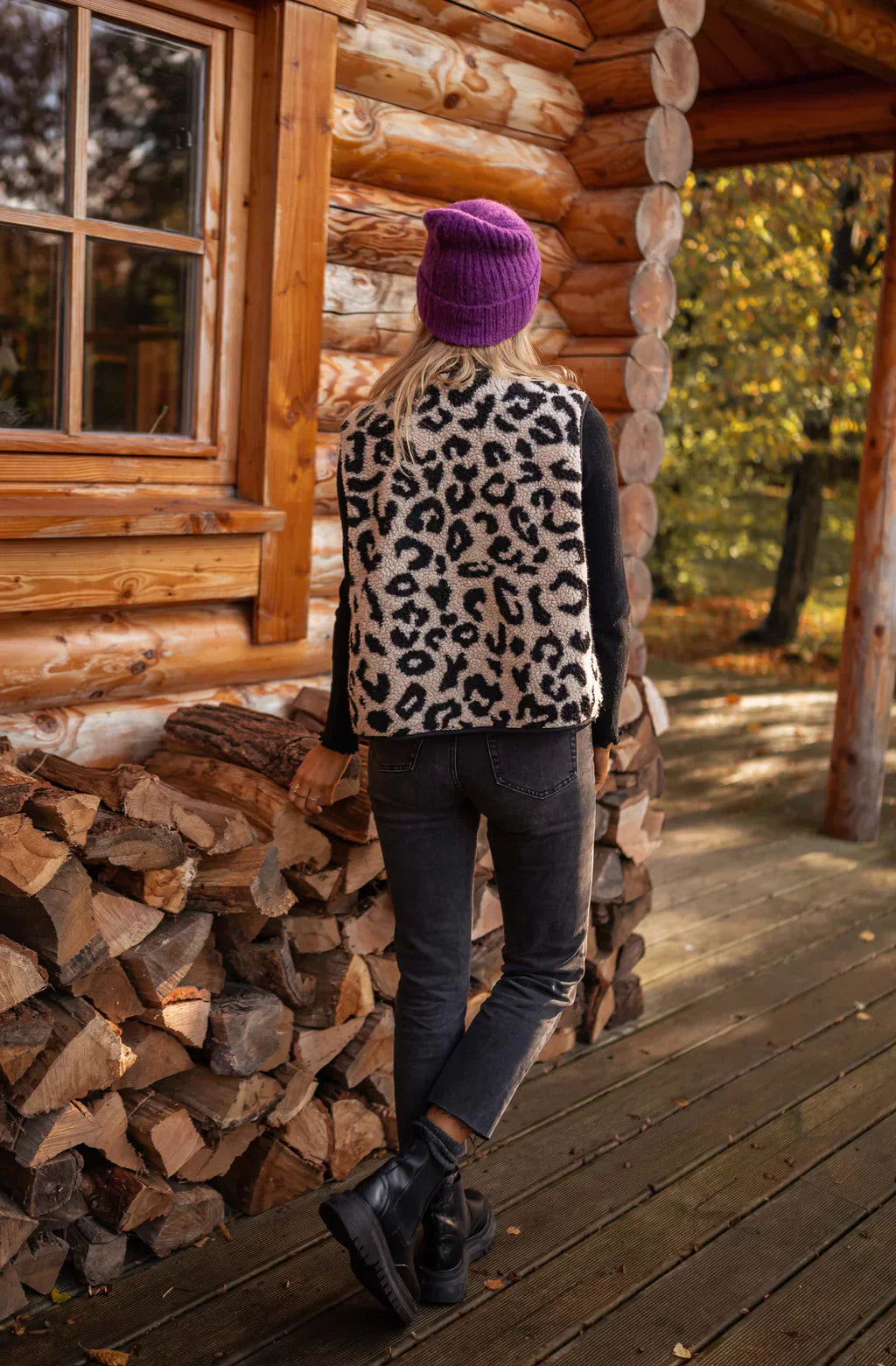Ferlora™ | Leopard Vest for Bold Everyday Confidence