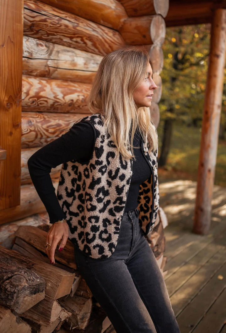 Ferlora™ | Leopard Vest for Bold Everyday Confidence