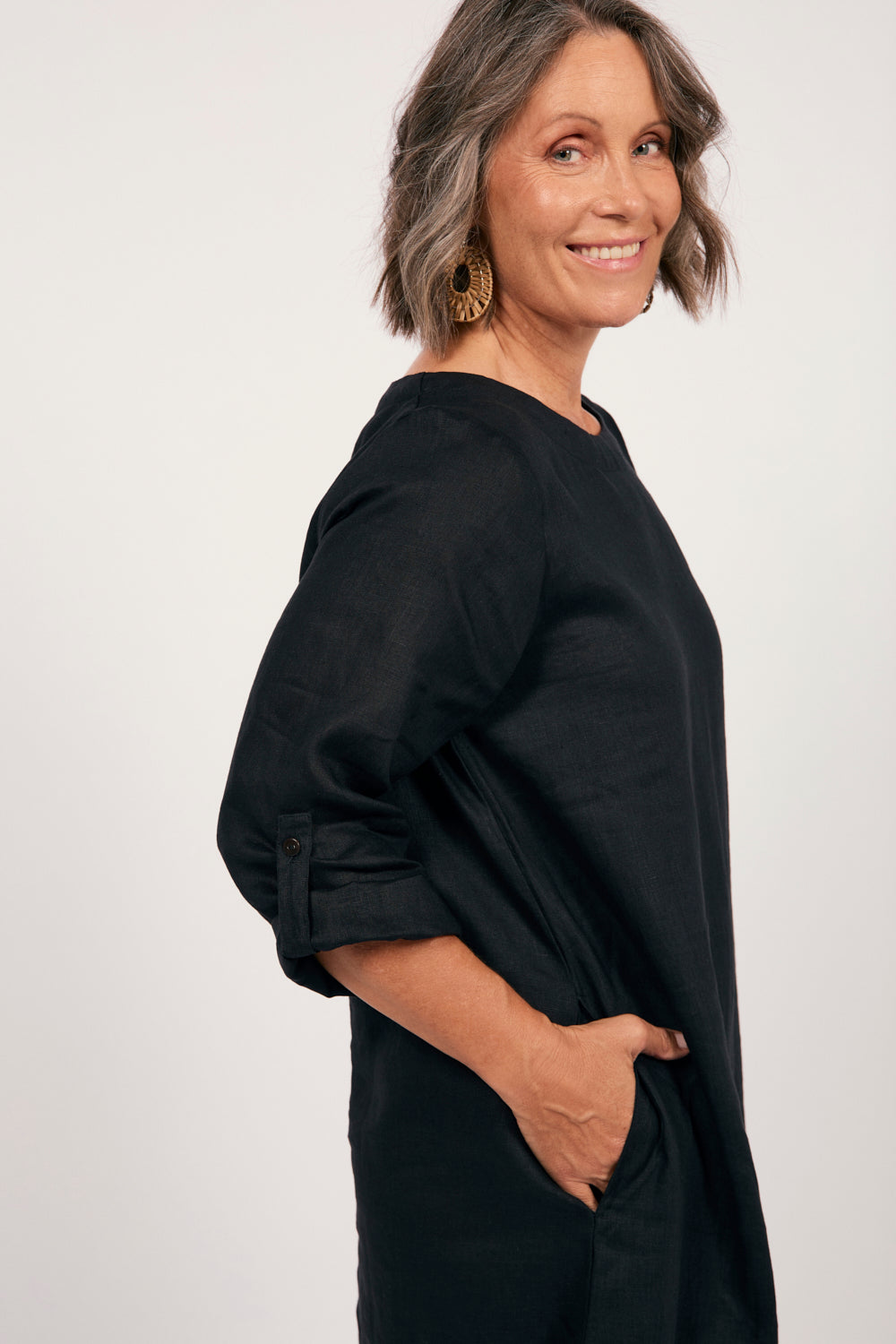 Ferlora™ | Ferlora Linen Midi Dress in Black