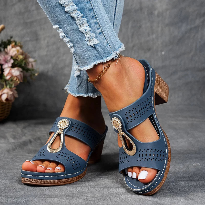Ferlora™ | Chic and comfortable orthopaedic sandals