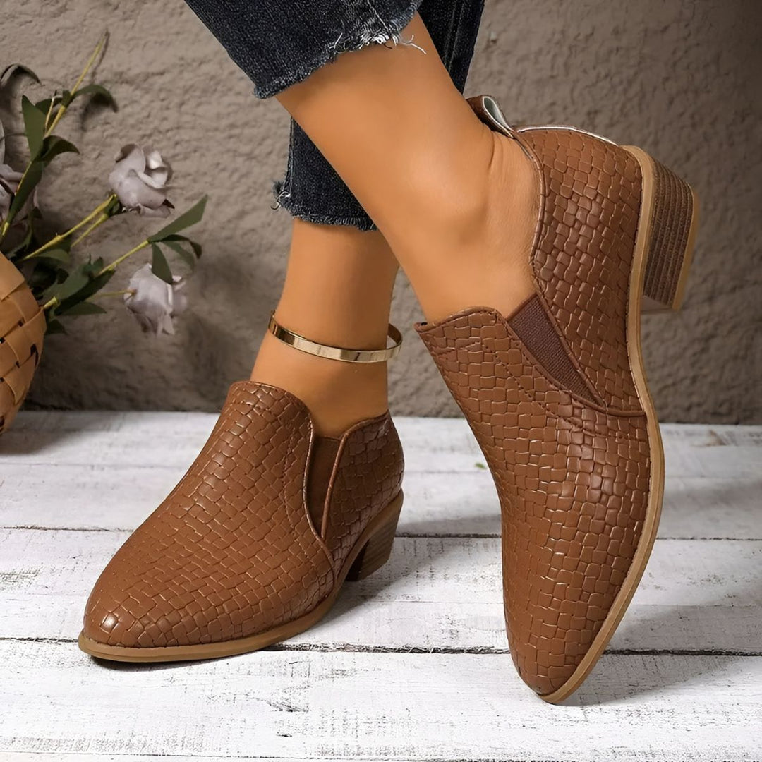 Brooke™ – Oxford Shoes for Timeless Everyday Elegance