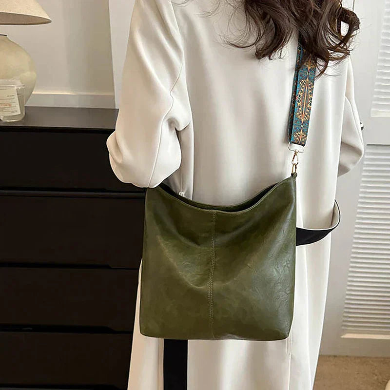 Natalie™ | Classic Shoulder Bag for Timeless Versatility