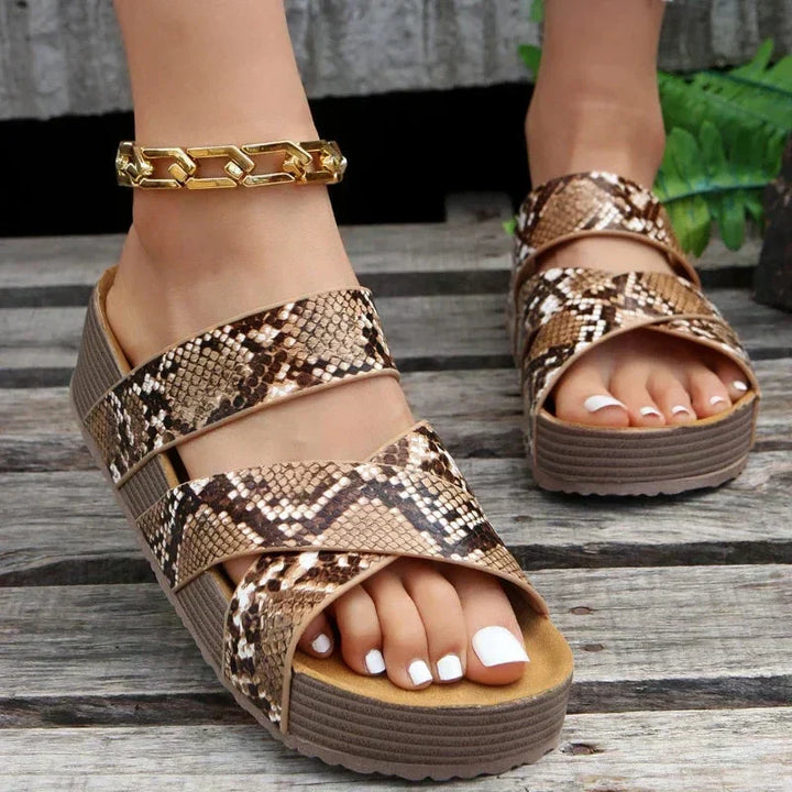 Ferlora™ | Orthopaedic leather sandals